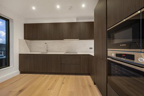undefined, Whitehall Road, London E4