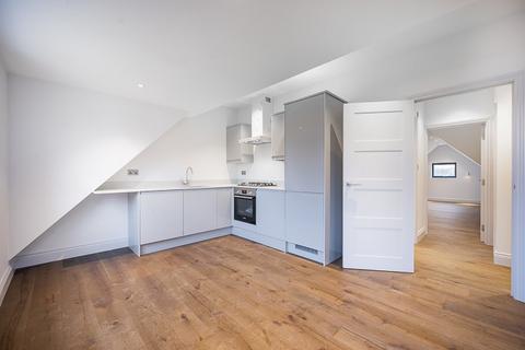 2 bedroom apartment for sale, Chatsworth Road, London, NW2