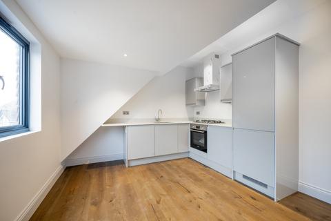 2 bedroom apartment for sale, Chatsworth Road, London, NW2