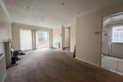 3 bedroom semi-detached house for sale, Dove Close, Birmingham