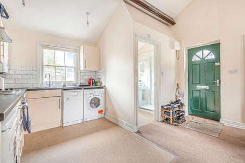 1 bedroom flat to rent, Kennington Lane, London, SE11
