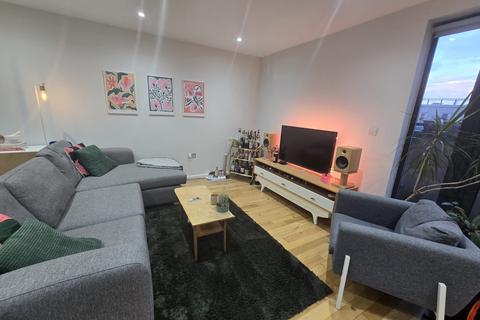 1 bedroom flat to rent, Grange Road, London SE1