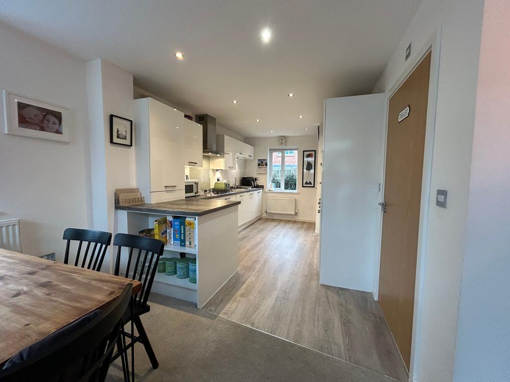 Kitchen area
