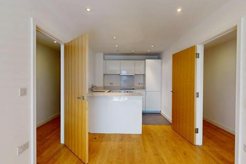 2 bedroom apartment to rent, Waterhouse Apartments, 3 Saffron Central Square, Croydon, CR0