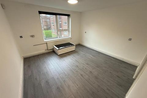 1 bedroom flat to rent, Great Arbor Way, Middleton