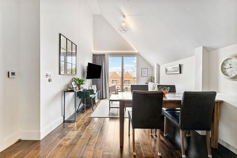2 bedroom flat for sale, Palace Road, London SW2