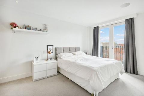 2 bedroom flat for sale, Palace Road, London SW2