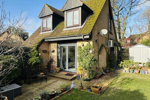 3 bedroom detached house for sale, HAZEL GROVE, THATCHAM RG18