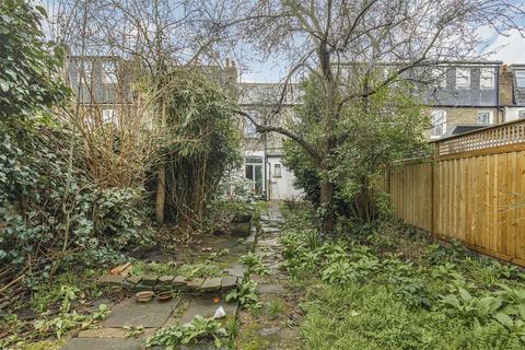 1 bedroom flat for sale, Grosvenor Avenue, East Sheen, SW14