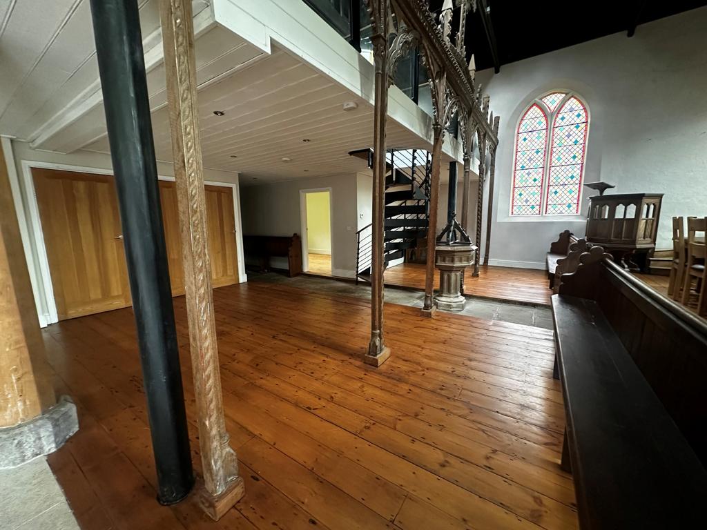 Photo 18