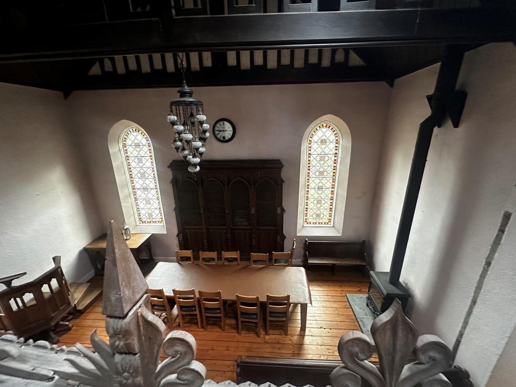 Photo 8
