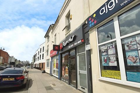 undefined, High Street, GL50