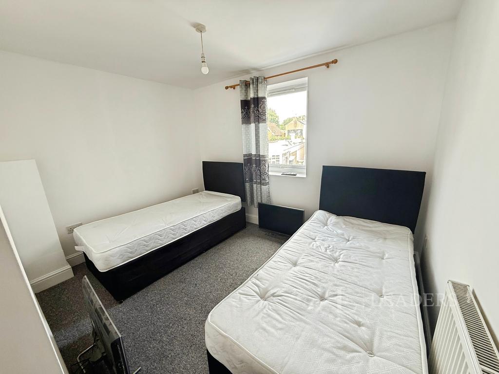 Bed 1