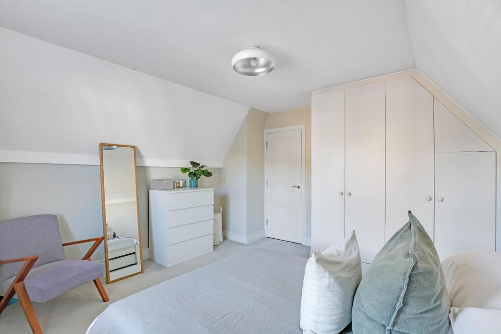 03-2fe9 JHProp Wpen - Flat 5, 115 Croydon Road - 13.