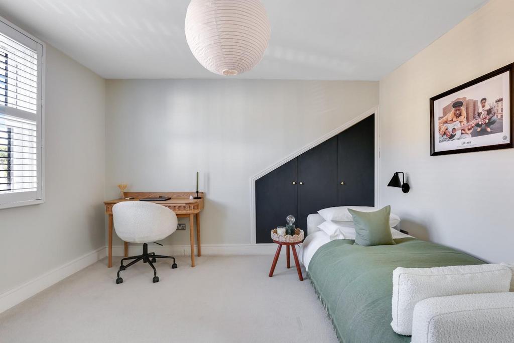 15-452a JHProp Wpen - Flat 5, 115 Croydon Road - 4.j