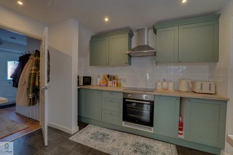 2 bedroom end of terrace house for sale, 35 Southfields Road, Stafford