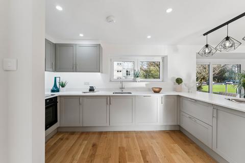 3 bedroom apartment for sale, Norwood Park, Bearsden G61