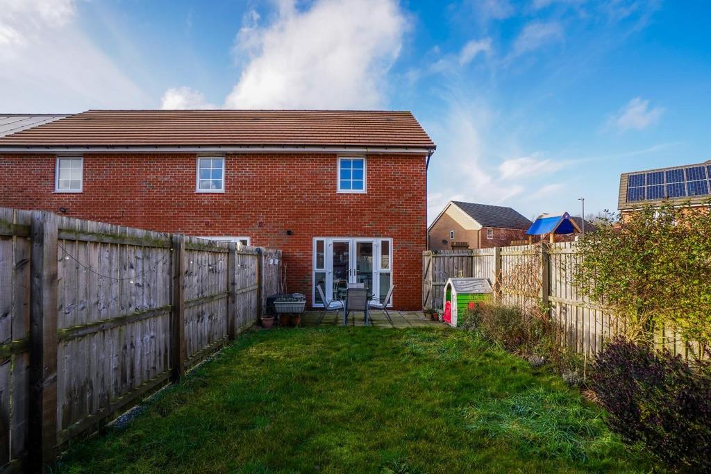23 Orchard Drive, Barlby, YO8 5 NG DSC05598-2.jpg