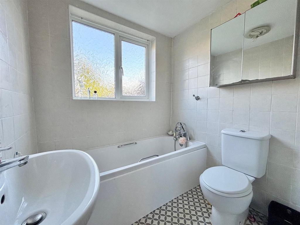 BATH.jpg