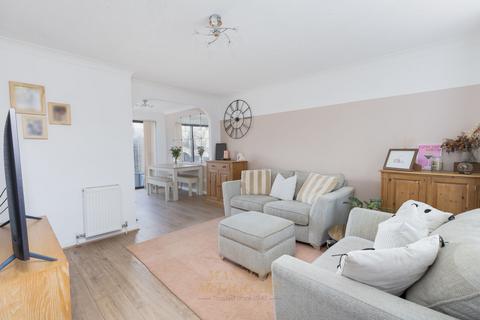 undefined, Harold Road, Crawley RH10