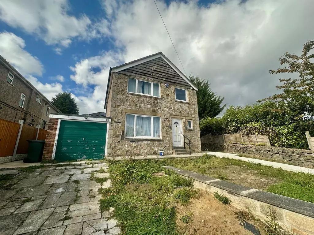 Three Bedroom Detached House