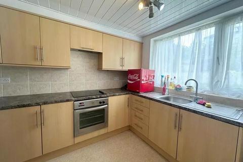undefined, 25 Springfield Road, Keighley  BD20 6JR