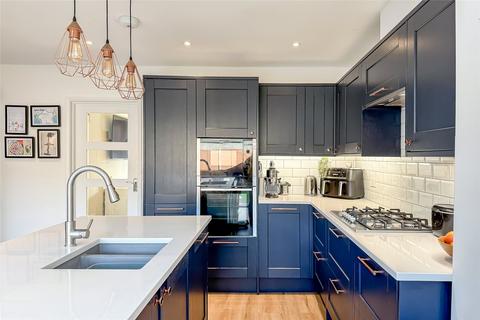 3 bedroom end of terrace house for sale, Lawrance Road, St. Albans, Hertfordshire, AL3