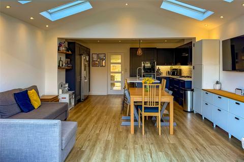 3 bedroom end of terrace house for sale, Lawrance Road, St. Albans, Hertfordshire, AL3