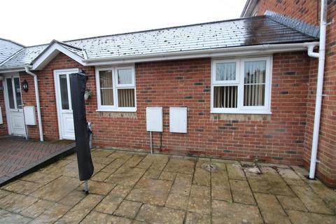 undefined, New Street, Newport PO30