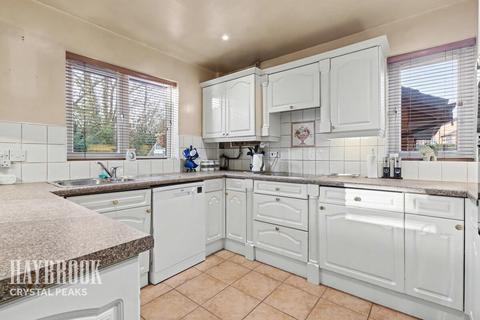 3 bedroom bungalow for sale, Lundwood Close, Owlthorpe