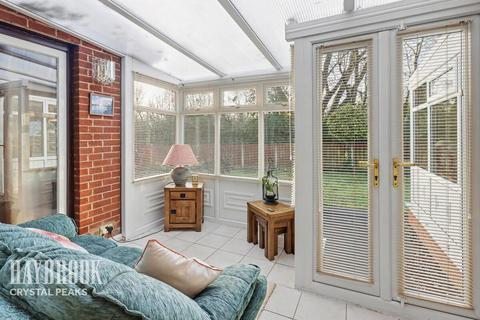 3 bedroom bungalow for sale, Lundwood Close, Owlthorpe