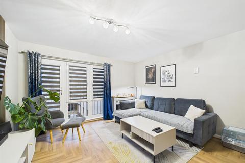 undefined, Vasart Court, Perth PH1