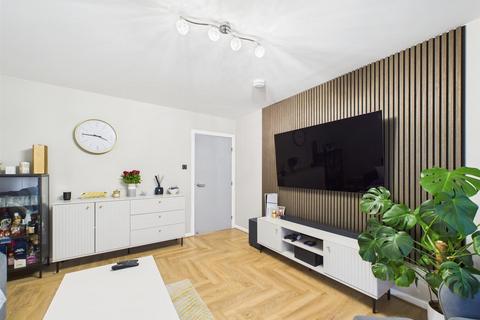 undefined, Vasart Court, Perth PH1
