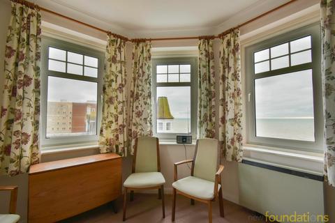 undefined, De la Warr Parade, Bexhill-on-Sea, TN40