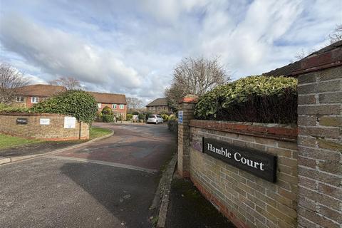 1 bedroom retirement property for sale, Hamble Court, Stubbington PO14