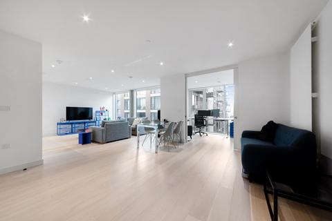 2 bedroom flat for sale, Flagship House, Royal Wharf, E16