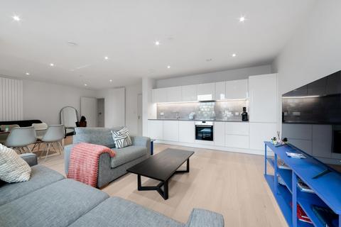2 bedroom flat for sale, Flagship House, Royal Wharf, E16