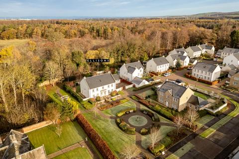 5 bedroom detached house for sale, Robert Smith Place, Lugton