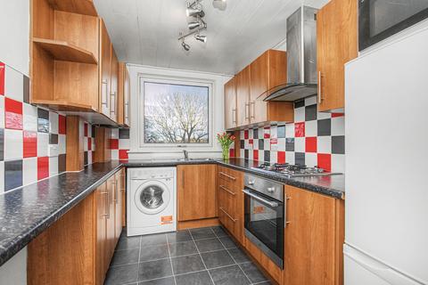 undefined, 18/3 Oxgangs Farm Drive, Edinburgh, EH13 9QQ