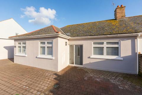 3 bedroom semi-detached bungalow for sale, Manjilles Villa, St Saviour