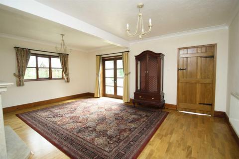 undefined, Oak Road, MOTTRAM ST ANDREW