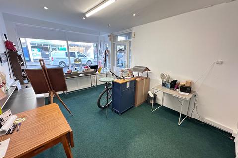 3 bedroom character property for sale, Victoria Road, Scarborough, YO11