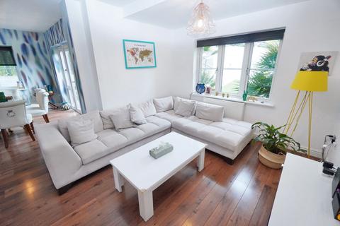 3 bedroom house for sale, Apple Tree Close, High Wycombe HP13