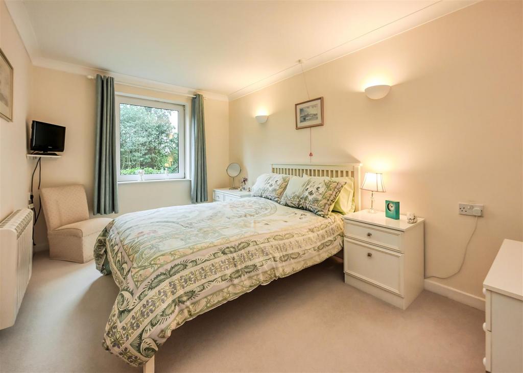 15 Beechwood Court-4.jpg