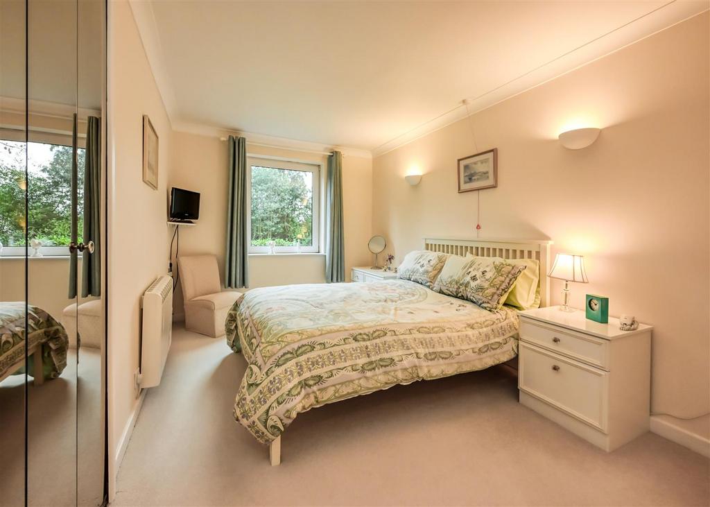 15 Beechwood Court-3.jpg