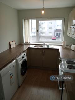 3 bedroom flat to rent, Napier Drive, Glasgow, G51