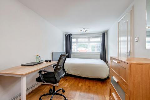undefined, Brownlow Road, London E8