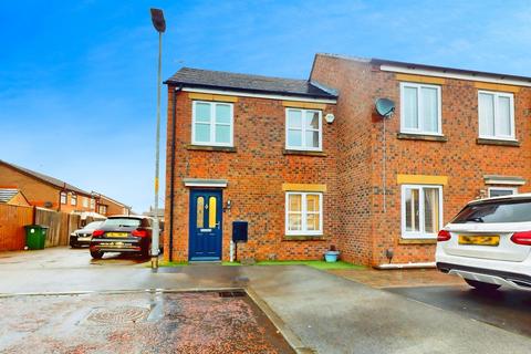 3 bedroom semi-detached house for sale, Broadacre, Gateshead, Tyne And Wear, NE10 8UW