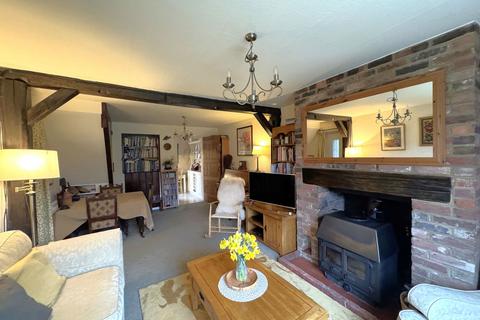 3 bedroom semi-detached house for sale, Staplehurst, Kent