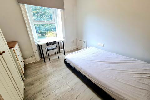 2 bedroom end of terrace house for sale, Canaan Row, St. Thomas, Swansea, City And County of Swansea.